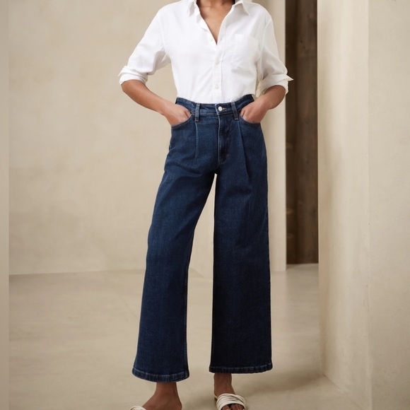Banana Republic Wide Leg High Rise Pleated Rinse Denim Crop Jeans Size 28/6 - Picture 1 of 16